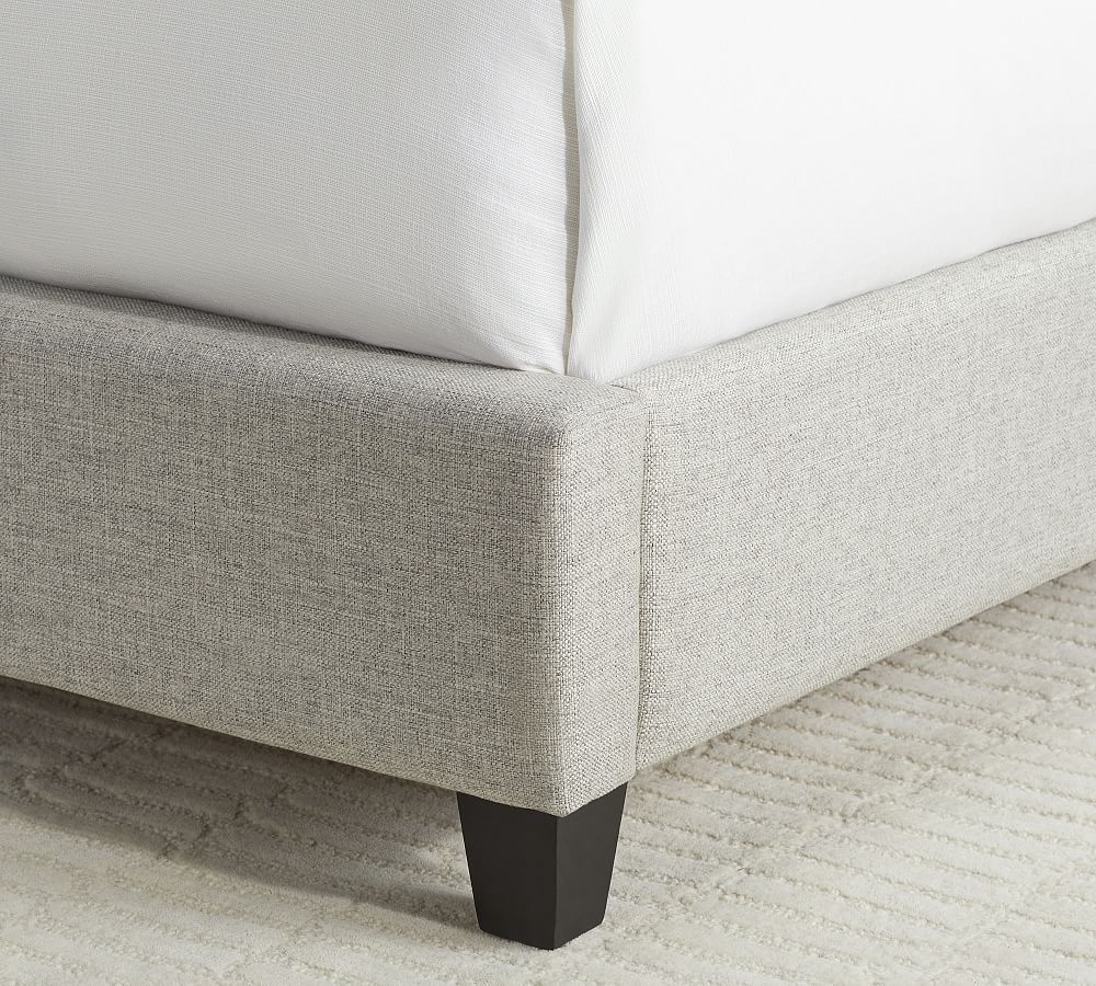Elliot Tufted Bed