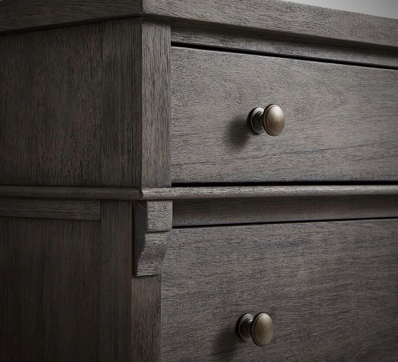 Tacoma Dresser