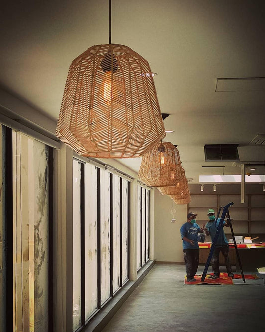 CHEVRON-PENDANT LIGHT